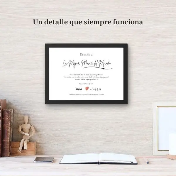 diploma para mamá firmado y enmarcado